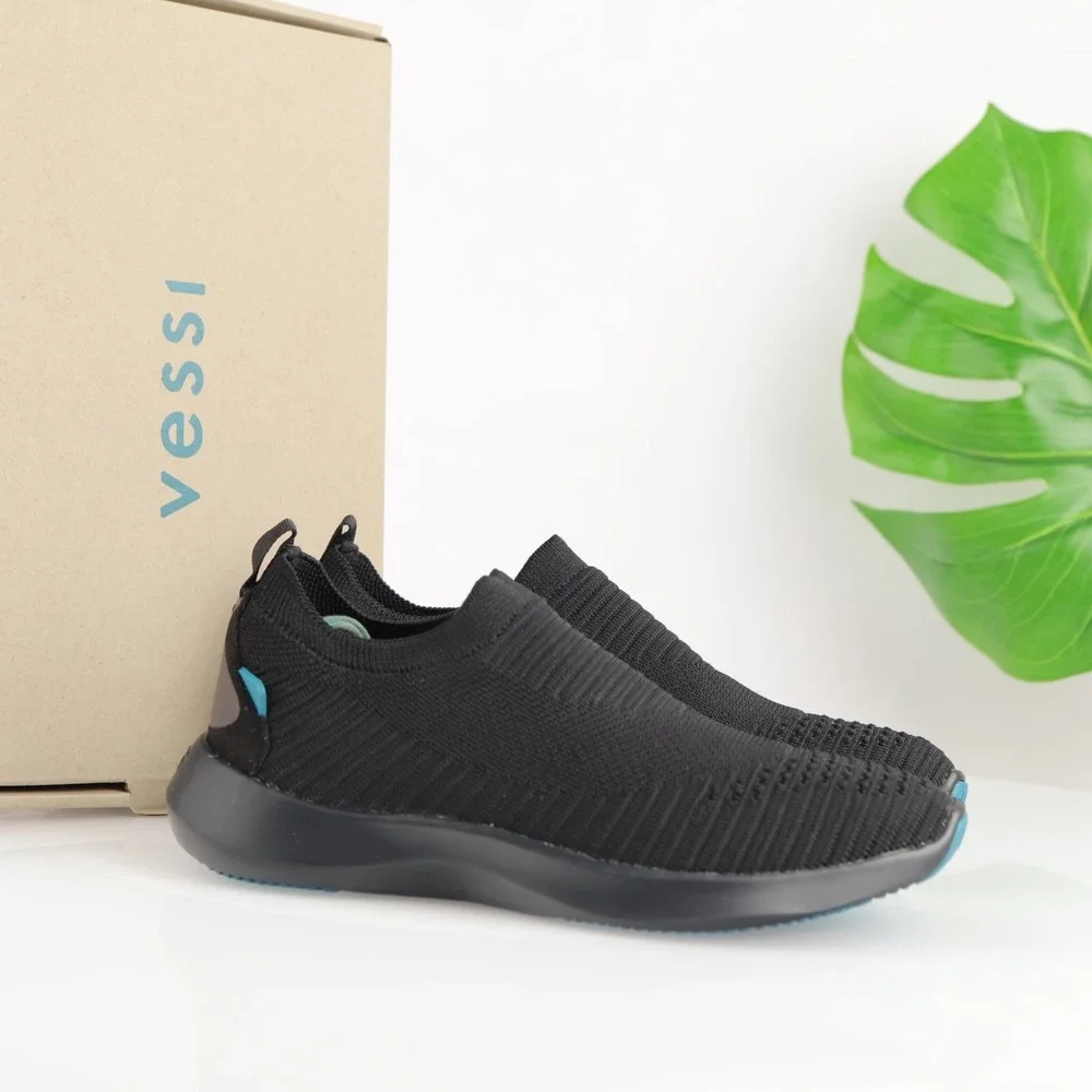 Vessi Womens Everyday Move Slip-On Sneaker Size 6 Waterproof Black Comfort Shoes